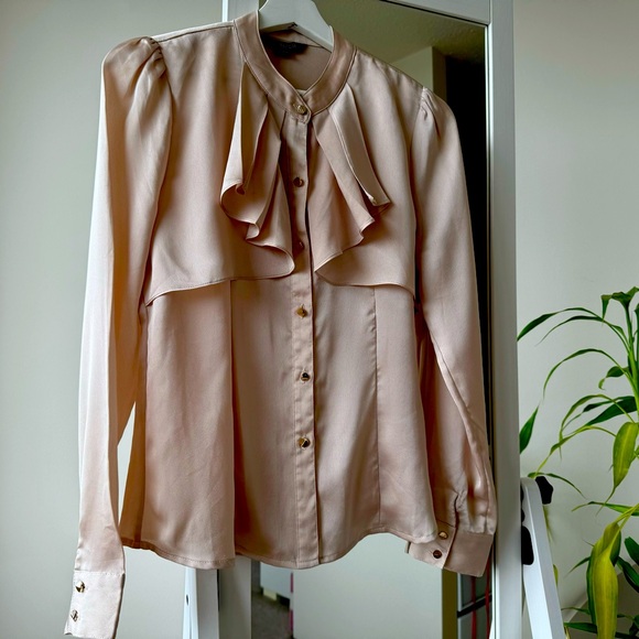 TRIBECA | Elegant Women Blouse - Picture 1 of 4